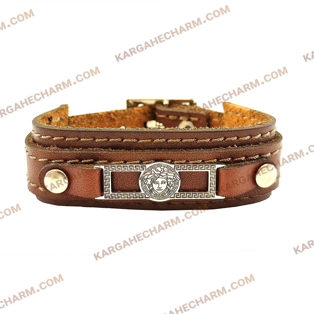 دستبند چرم طرح پلاک ورساچه نقره ای دستبند چرم طرح پلاک ورساچه نقره ای