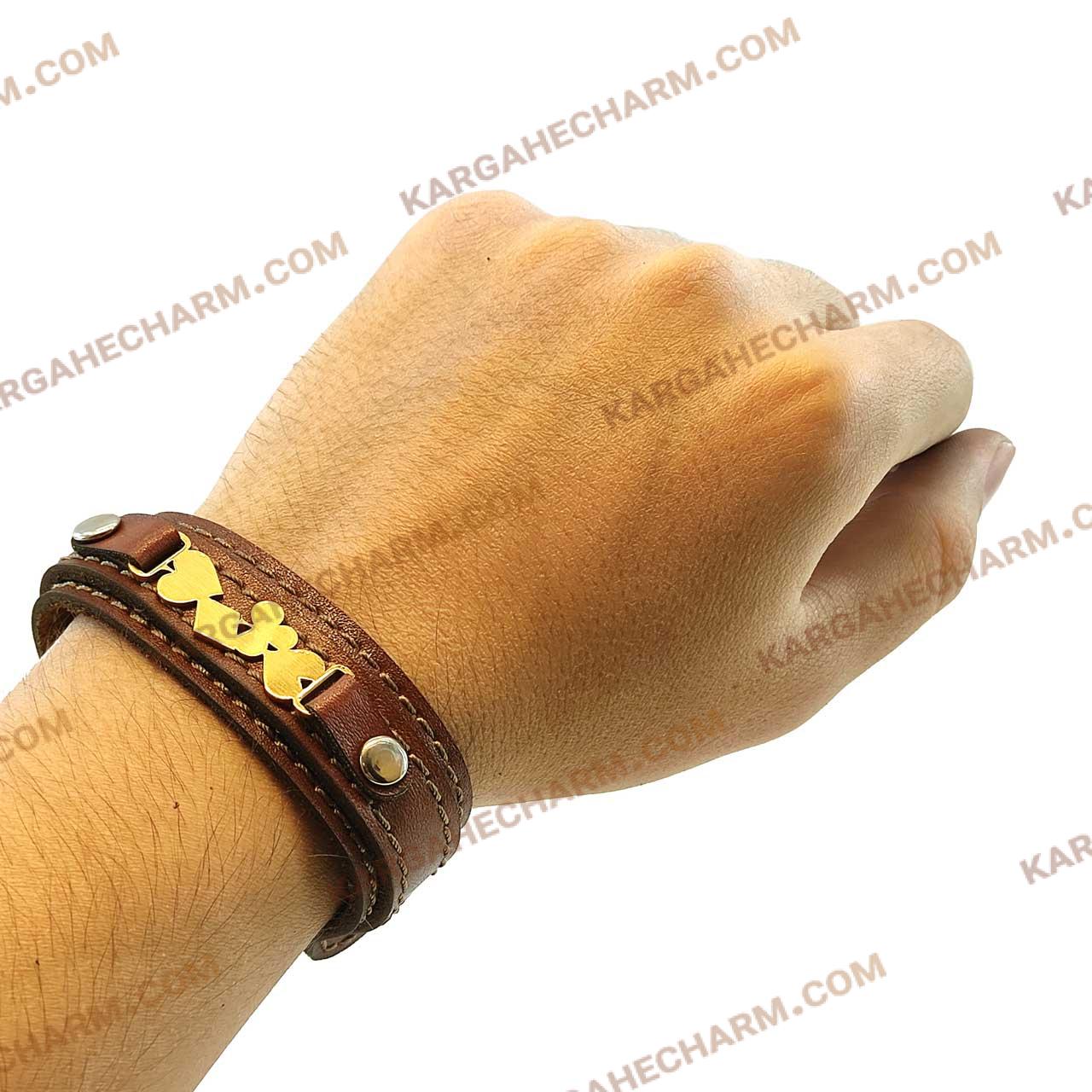 دستبند چرم طرح پلاک دل و گشنیز دستبند چرم طرح پلاک دل و گشنیز